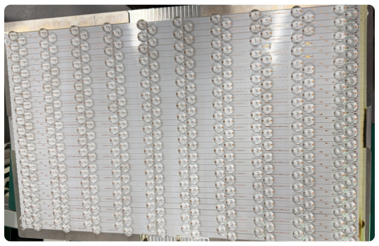 LED leća PCBA