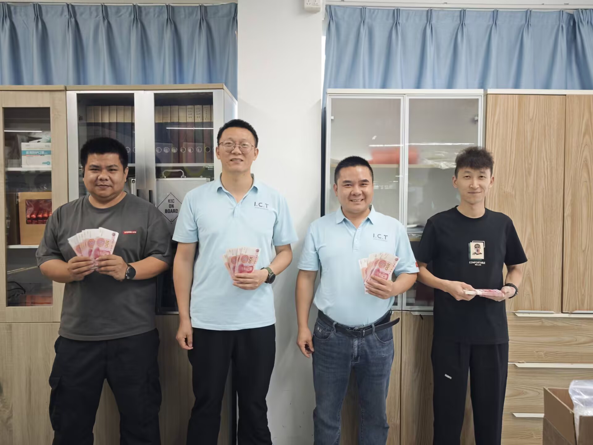 Profesionalna tehnička podrška u svakoj fazi vašeg SMT projekta.jpg